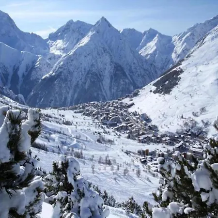 Alpehytte In With Panoramic Views